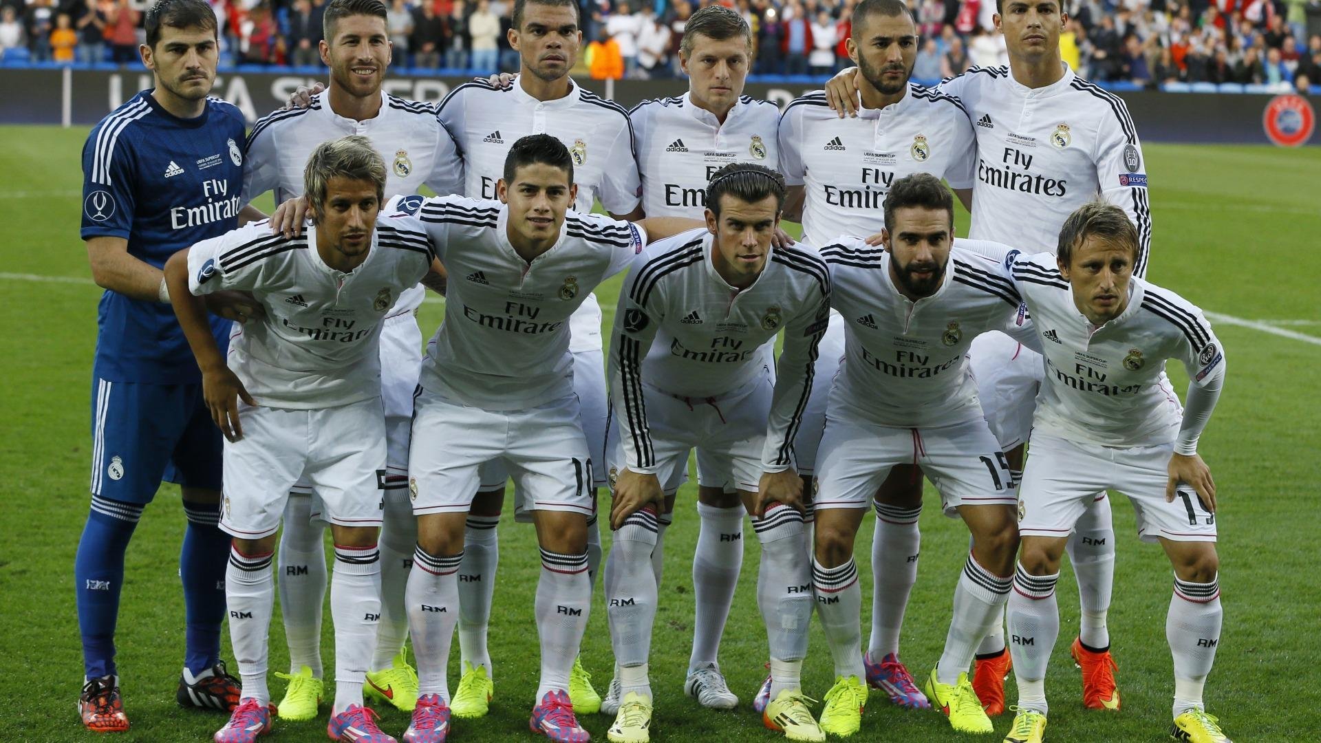 《新星崛起：年轻选手在电竞舞台闪耀》，新崛起的一颗新星